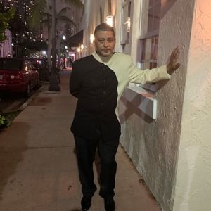 Meet your Posher, Edgar